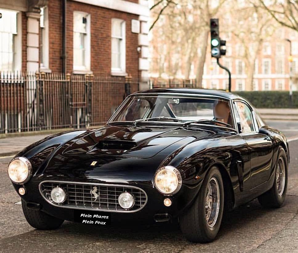 Jeu de 2 optiques de phares pour FERRARI 250 GT