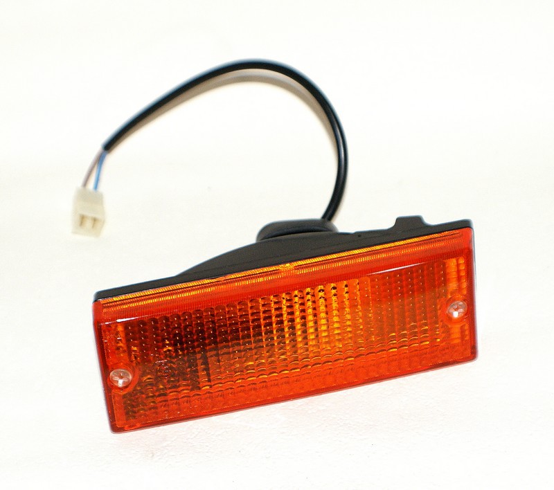Feu avant droit complet pour ALFA-ROMEO ALFETTA 2000