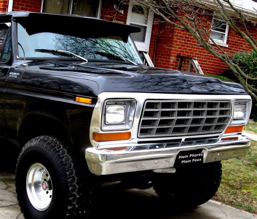Jeu de 2 optiques de phares pour FORD BRONCO
