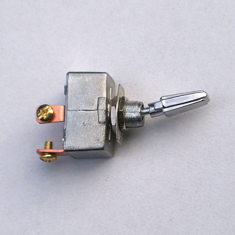 Interrupteur à levier chromé plat