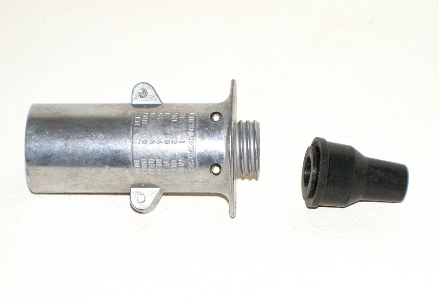 Prise de courant 24 volts pour poids lourds