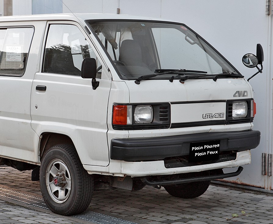 Jeu de 2 optiques de phares pour TOYOTA LITE-ACE